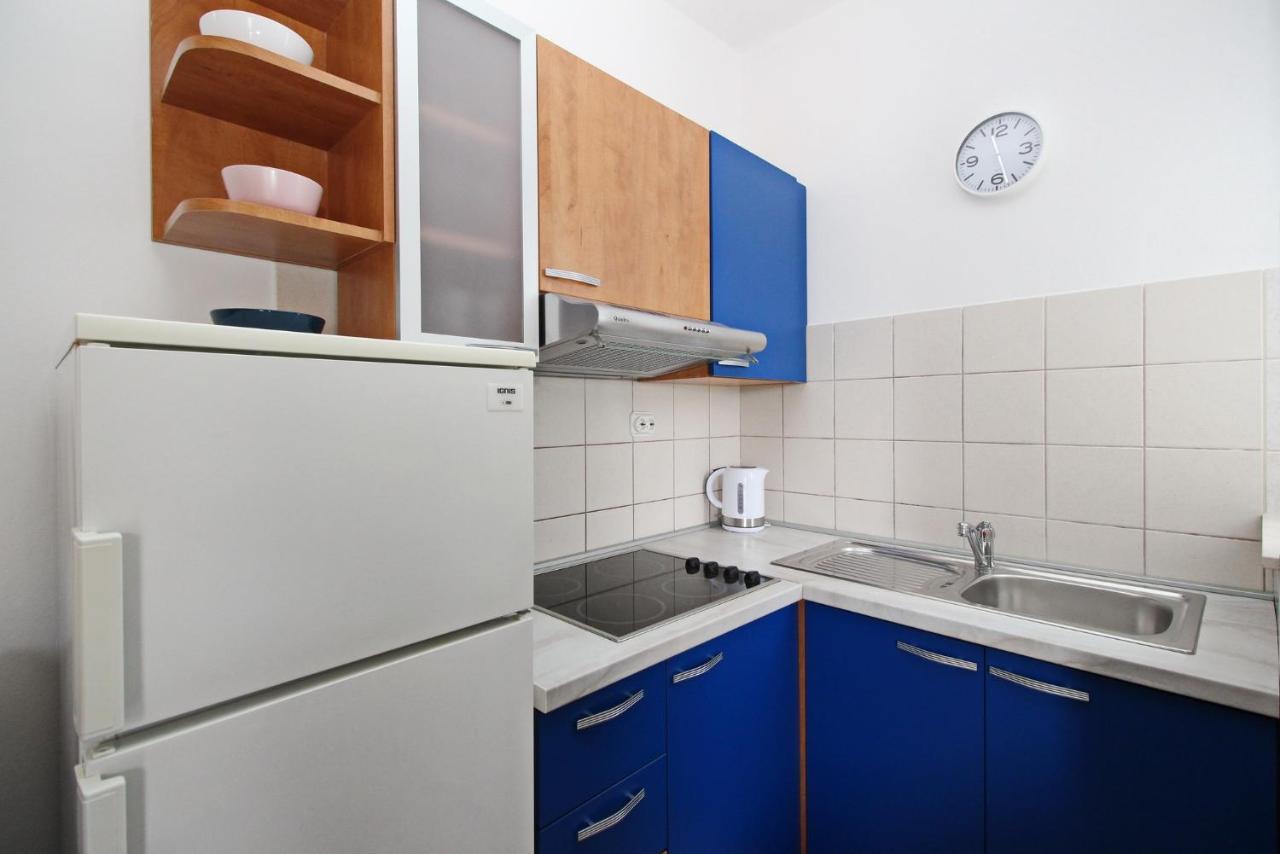 Apartments With A Parking Space Baska, Krk - 18716 المظهر الخارجي الصورة