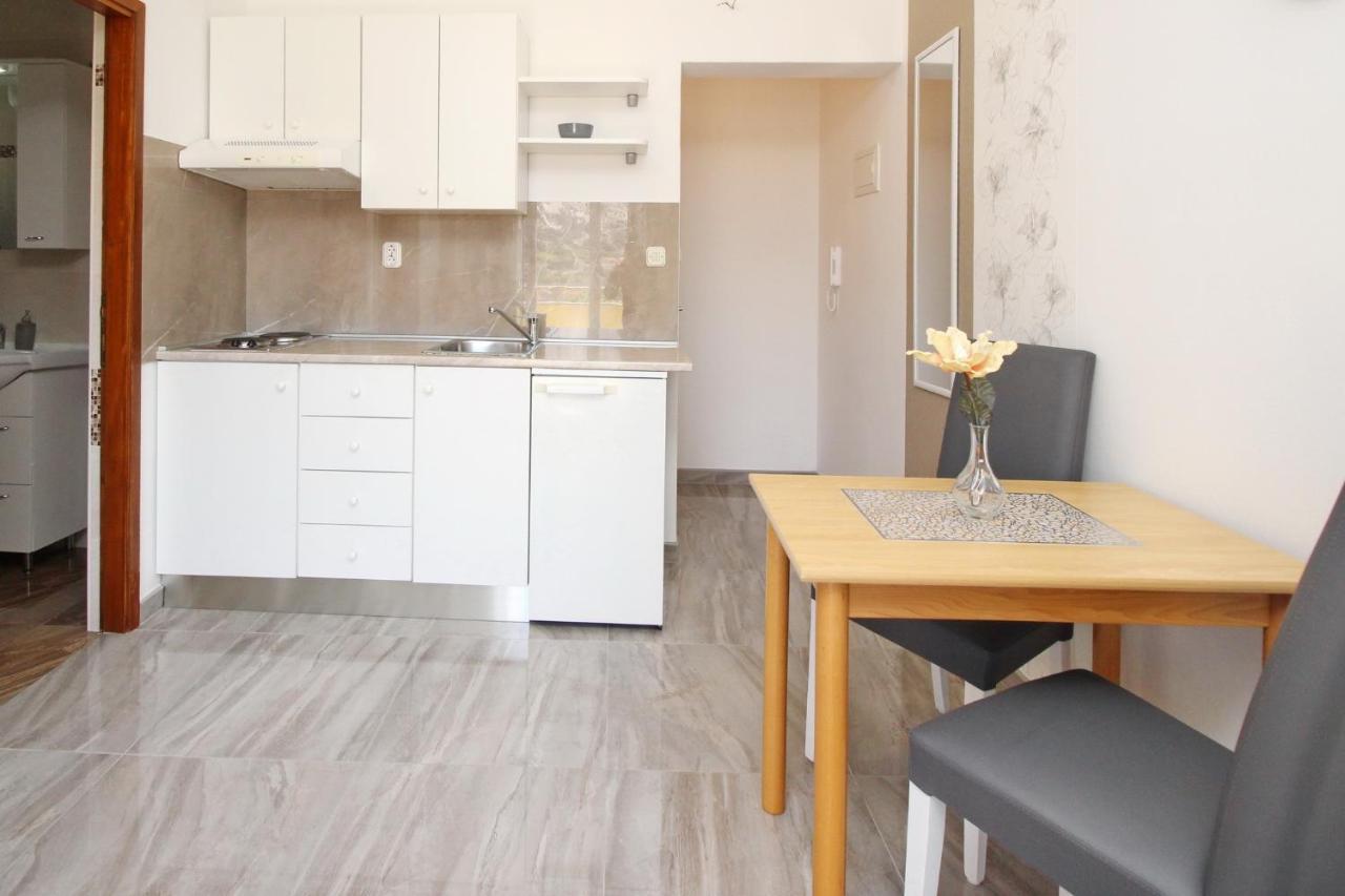 Apartments With A Parking Space Baska, Krk - 18716 المظهر الخارجي الصورة